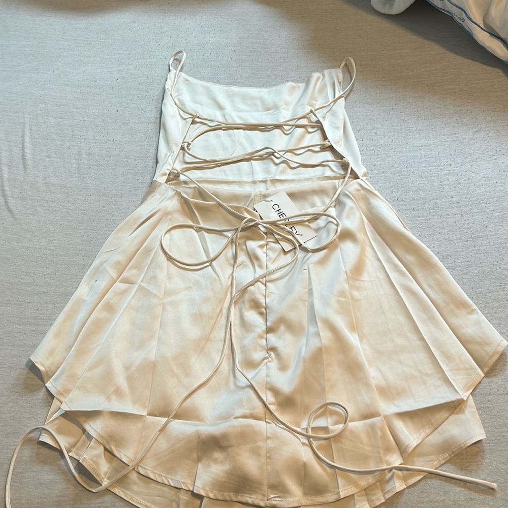 Sisterparty silk style romper